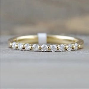 Elegant Gold and Silver Women's Ring